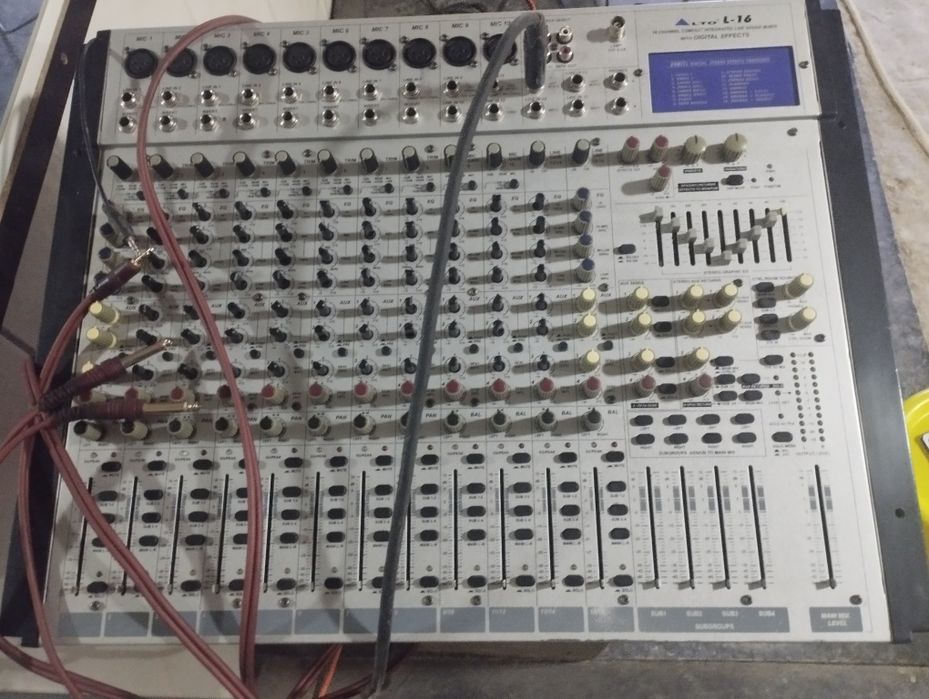 Uslitel kalonka sotladi