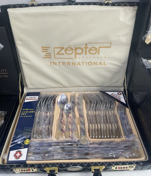 Посуда столовый кухонный приборы ложки и вилки