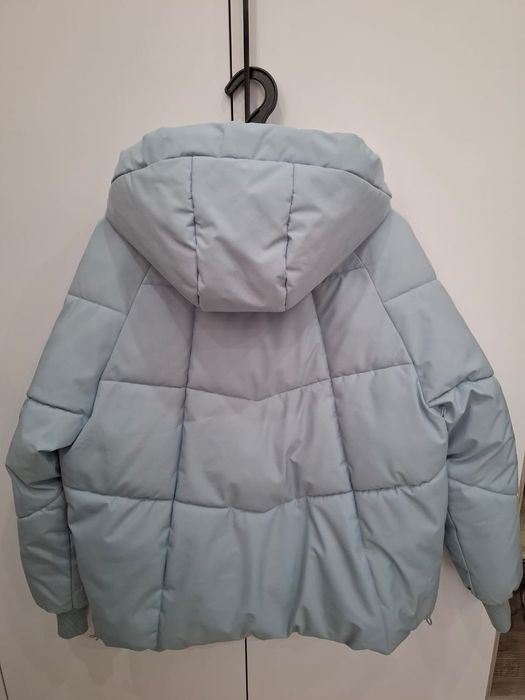 Продам куртку в отличном состоянии