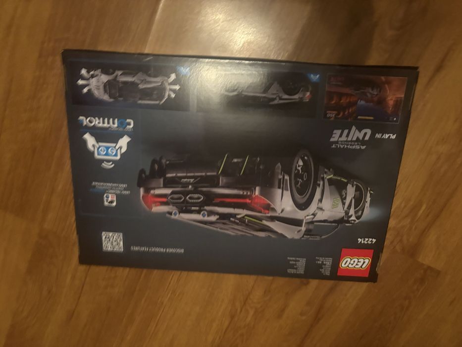 Продавам LEGO Technic Спортна суперкола Lamborghini чисто нова