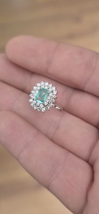 Inel 18k diamante smarald Columbia