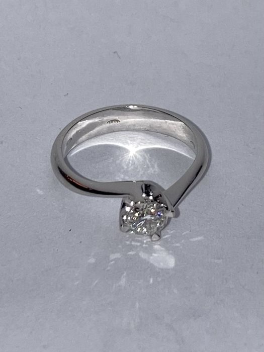 Inel Teilor aur alb 18kt.cu diamant 0.42ct