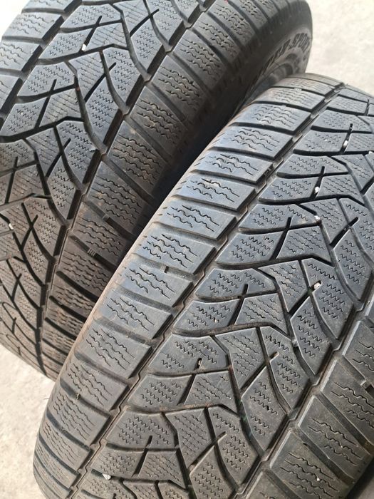 4 anvelope iarnă 255 45 r20 Dunlop