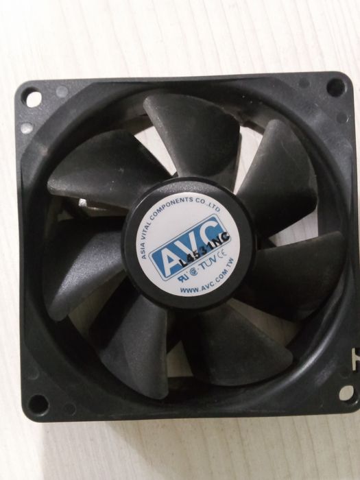 Кулер для компьютера AVC