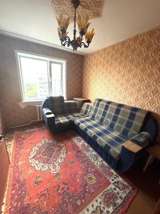 Срочно Продам 2ку - 8мкр!