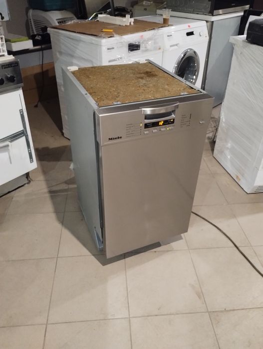 Съдомиялна Miele 45 см. Inox