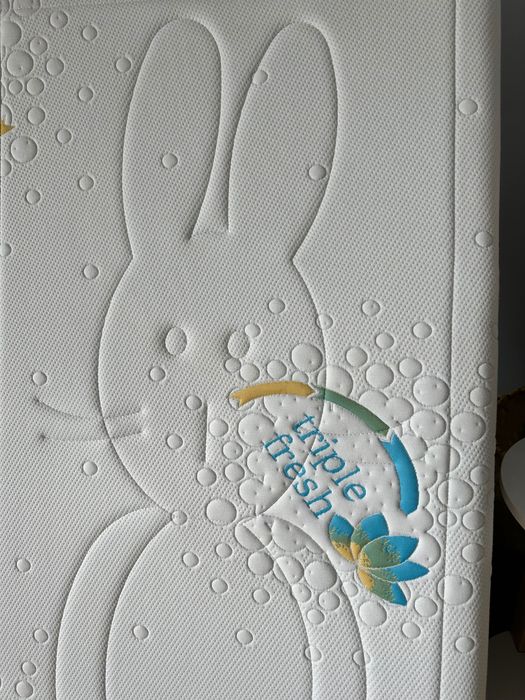 Дървена кошара за бебе и матраче