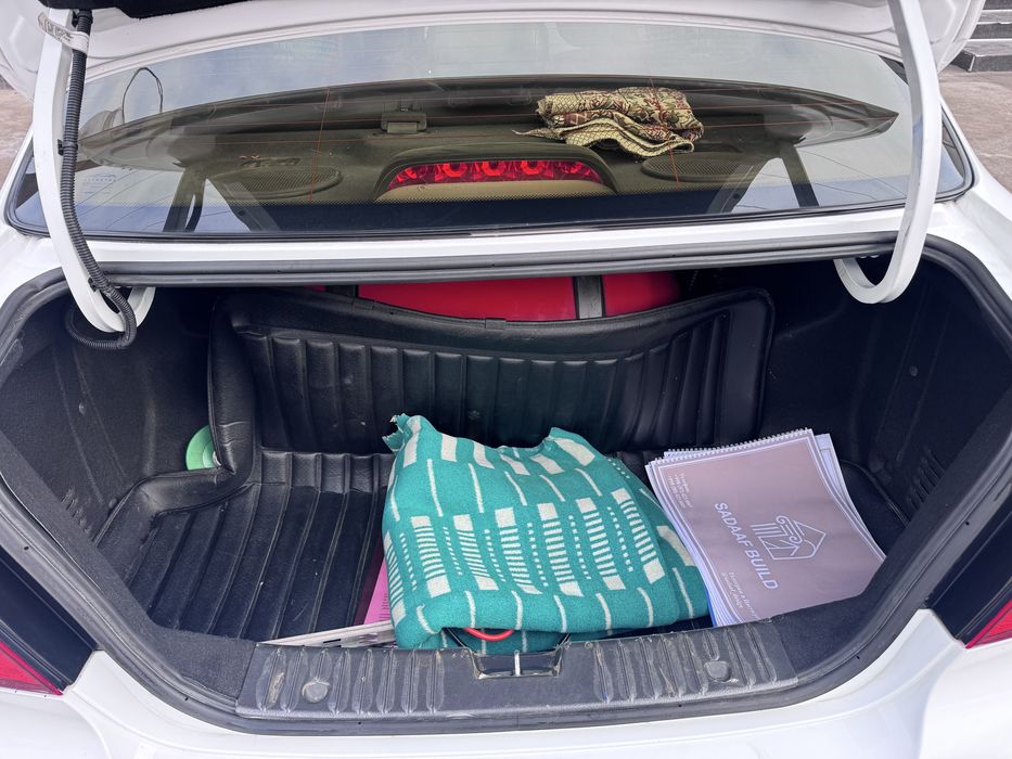 Продаётсия нехиа 3 автомат каробка