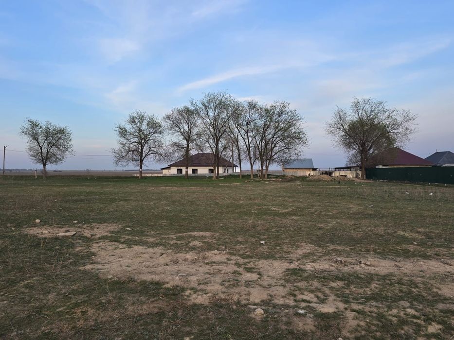 Участок в пригороде по выгодной цене