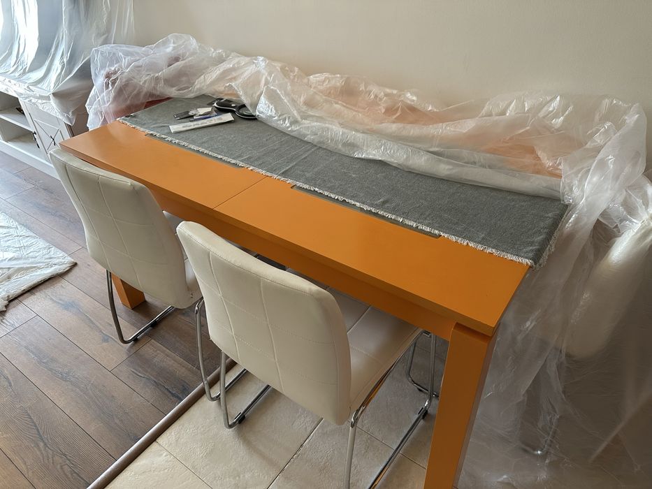 Трапезна маса - разтегателна