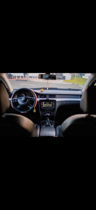 De vanzare Skoda Superb cu transmisie automata fab 2011