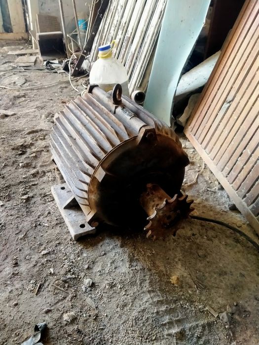 Продам электродвигатель советского производства в исправном состоянии