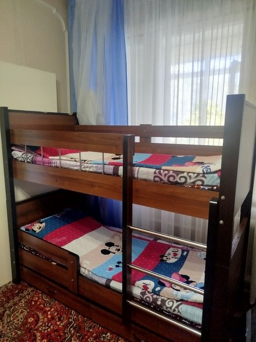 Kravat 2 etajli xolati zor