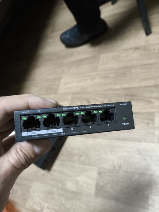 PoE-коммутатор Mercusys MS105GP