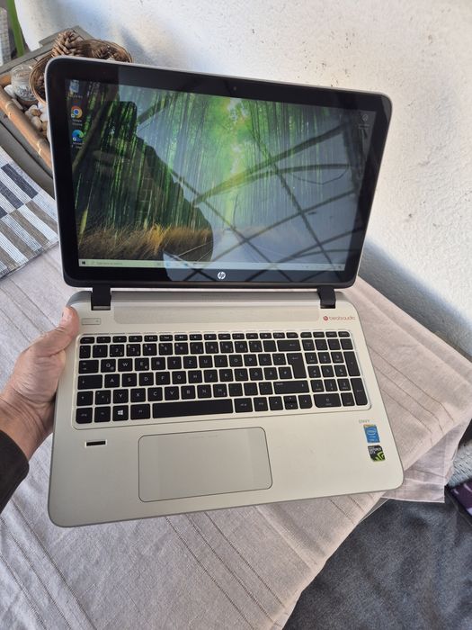 Laptop touchscreen Hp i7 ssd Nvidia 850