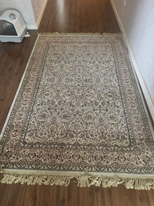 Продам ковры хорошие