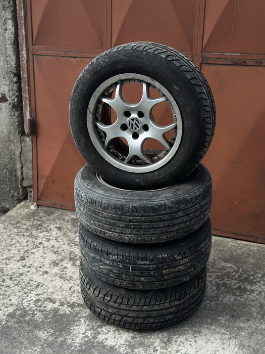 Летни гуми със лети джанти за голф 4