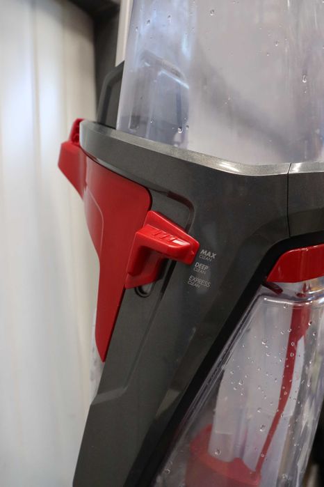 Перяща прахосмукачка BISSELL ProHeat 2X Revolution,резервоар вода 3,7л