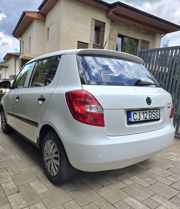 SKODA Fabia 2010 — imagine 3