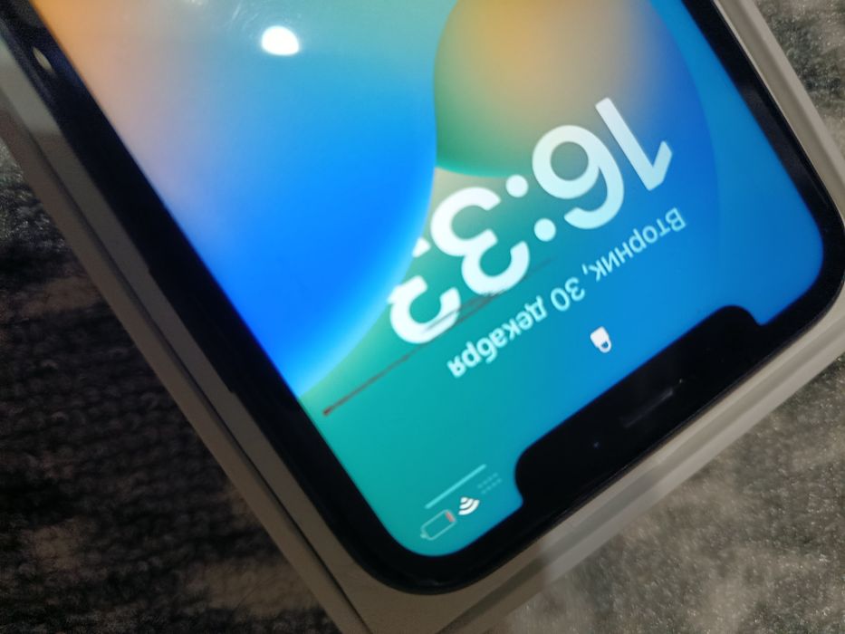 Продам iPhone 11