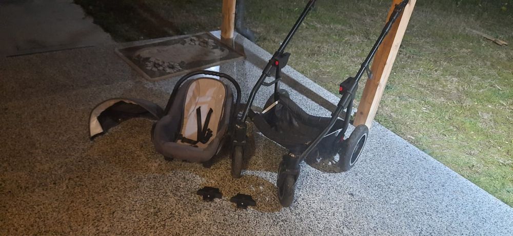 Carucioare bebelusi -se vand impreuna s au separat