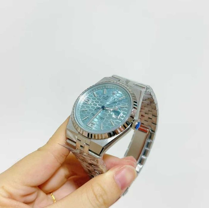 Автоматичен мъжки часовник Rolex Land-Dweller Ice Blue