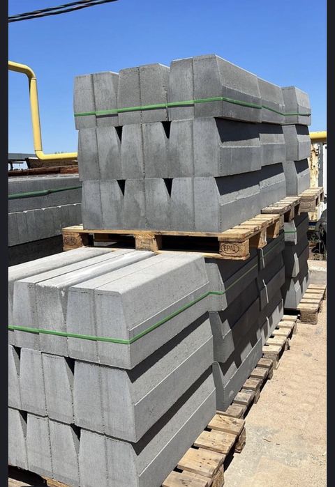 Поребрик, бордюры