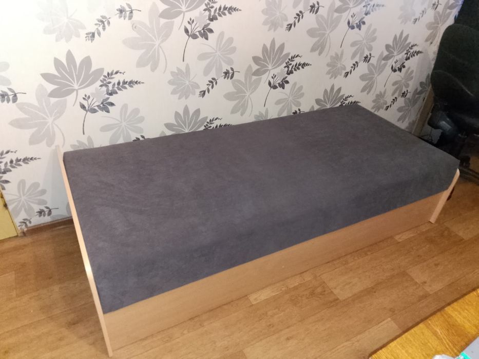 Одноместная кровать