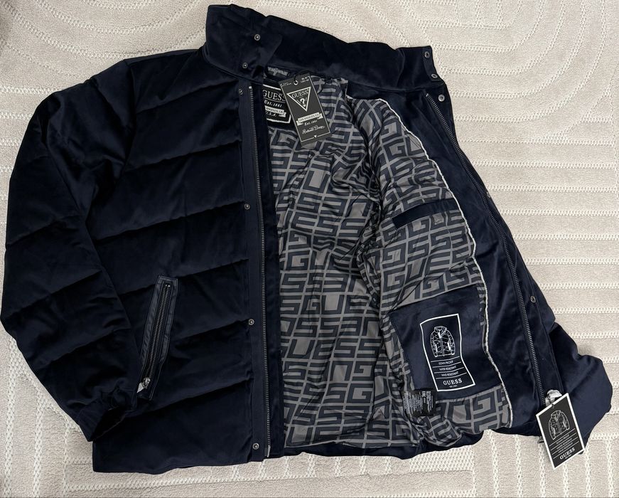Vand geaca de iarna Guess albastra