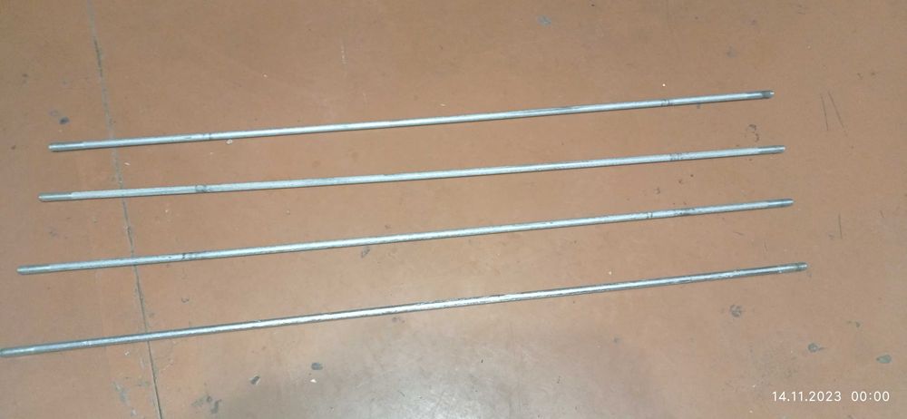 Стальные прутки 4 шт