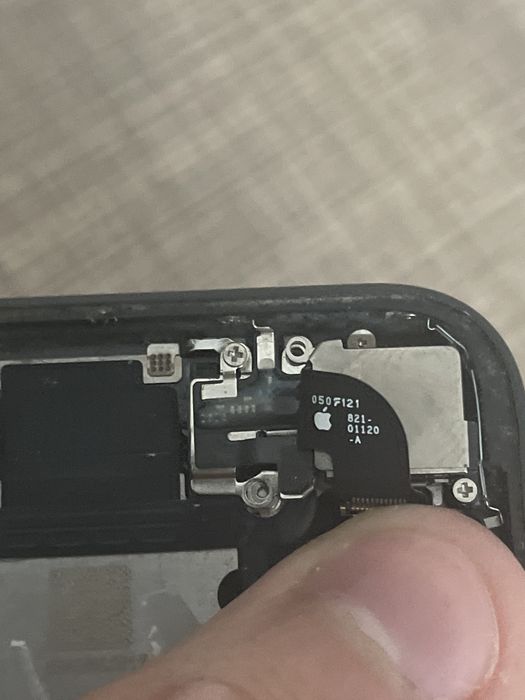 Spate fisurat iPhone SE 2020+cameră originală