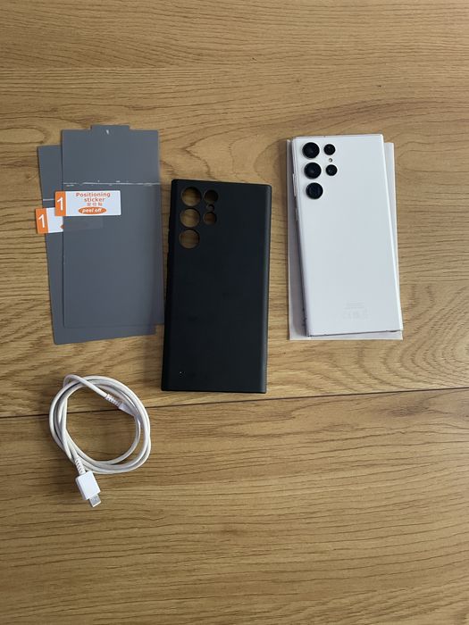 Samsung S22 ultra 256gb перфектно работещ отключен