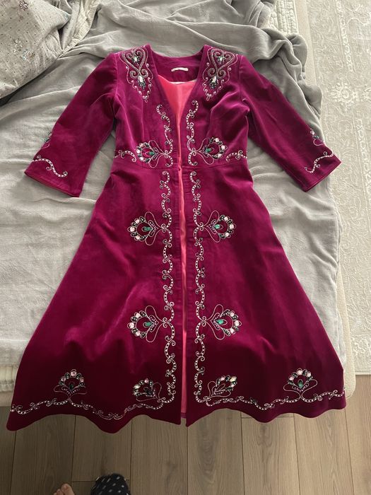 Бешпент, кажекей бірге 15мың