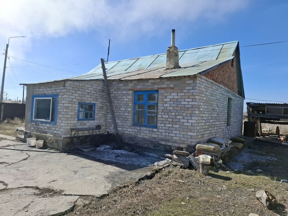 Продам дом в посёлке Аксу