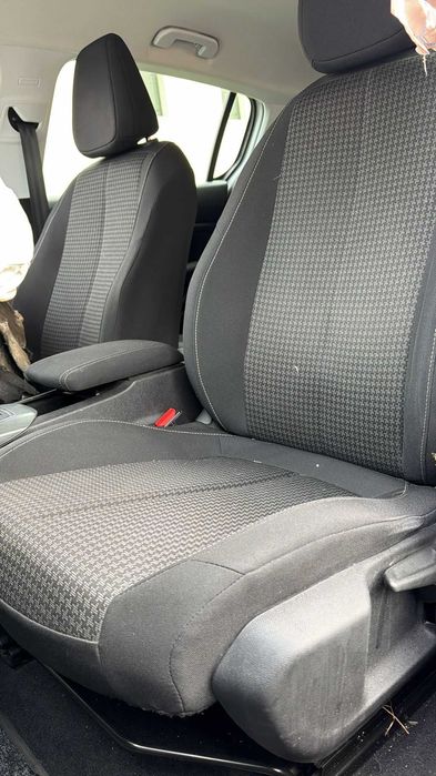 Dezmembrez Peugeot 308 1.5 HDI 130 CP cutie de viteze automata 2018