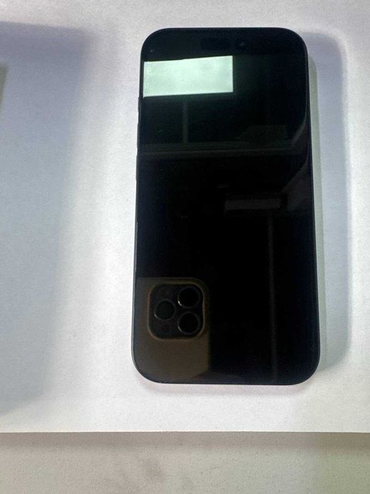 iPone Apple 16 256 гб(Алматы )864843