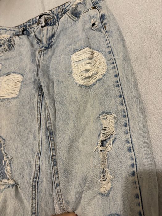 Blugi rupti Pull&Bear