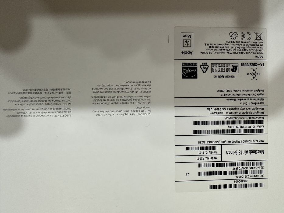 Macbook Air 13.6 inch M2 (model 2022)