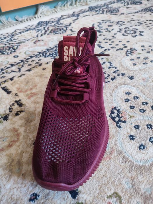 Продам мужскую обувь.