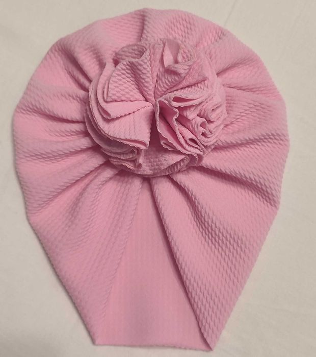 Бебешки тюрбан с цвете