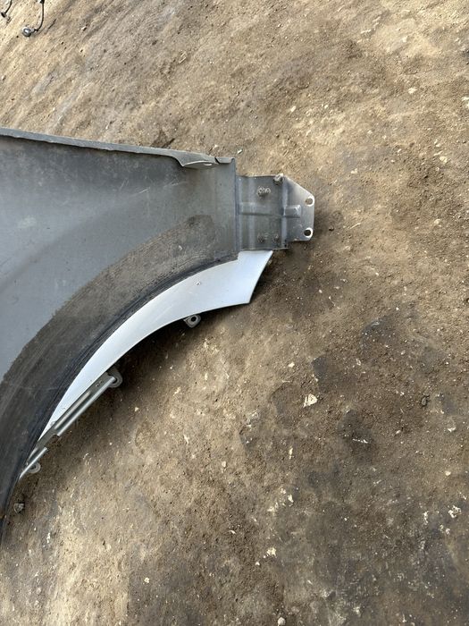 Калник оригинален Ауди Q7 десен Audi Кю7 с минимални забележки н403