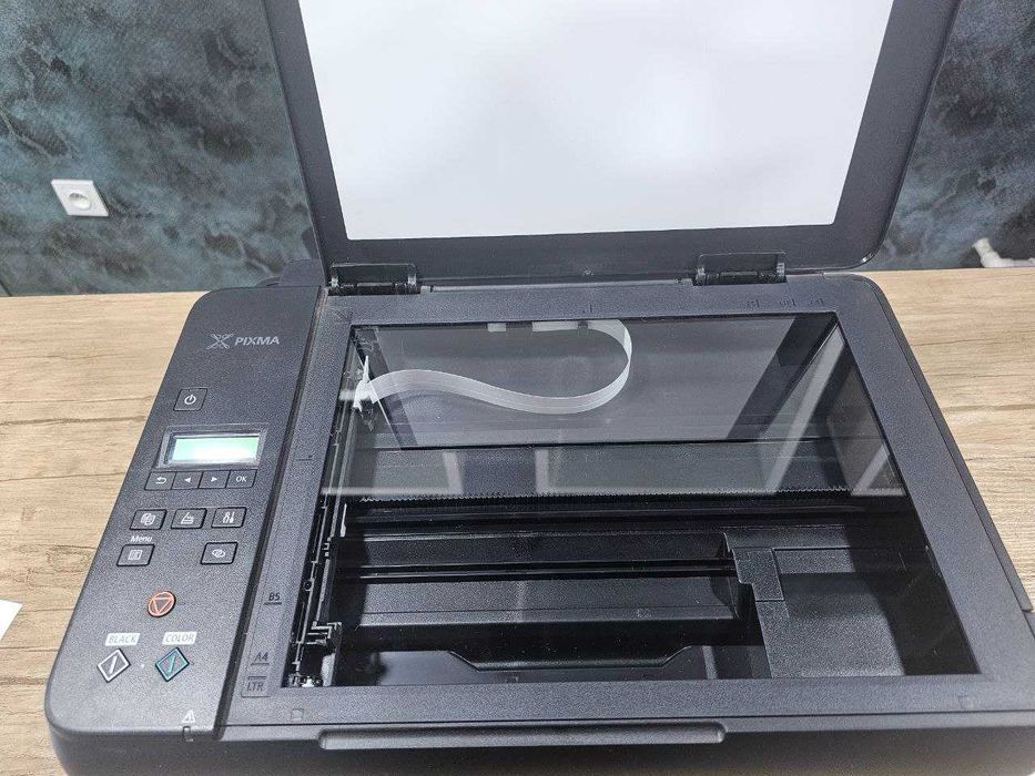 Canon принтер сотилади