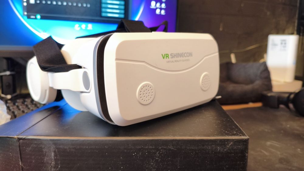 Очки виртуальной реальности SHINECON