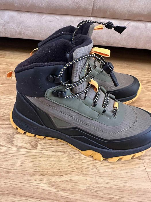 Зимни боти Reserved