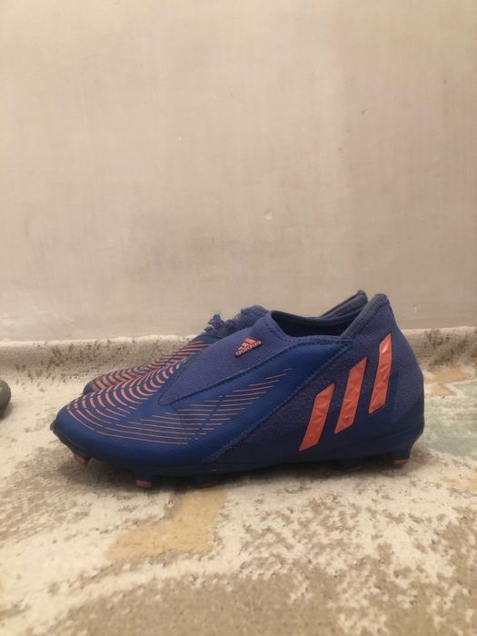 Продам кросовки по размером