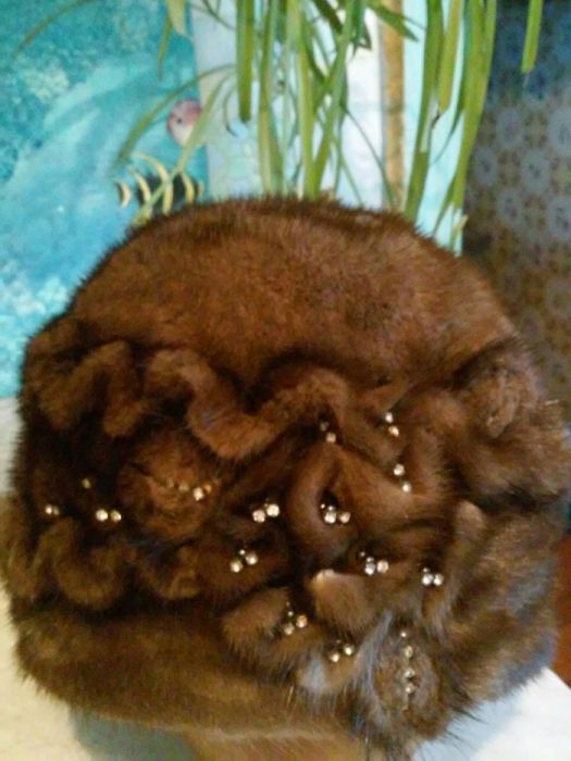 Продам  норковую шапку