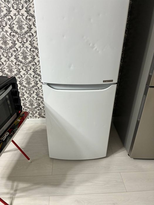 Холодильник  двух камерный LG