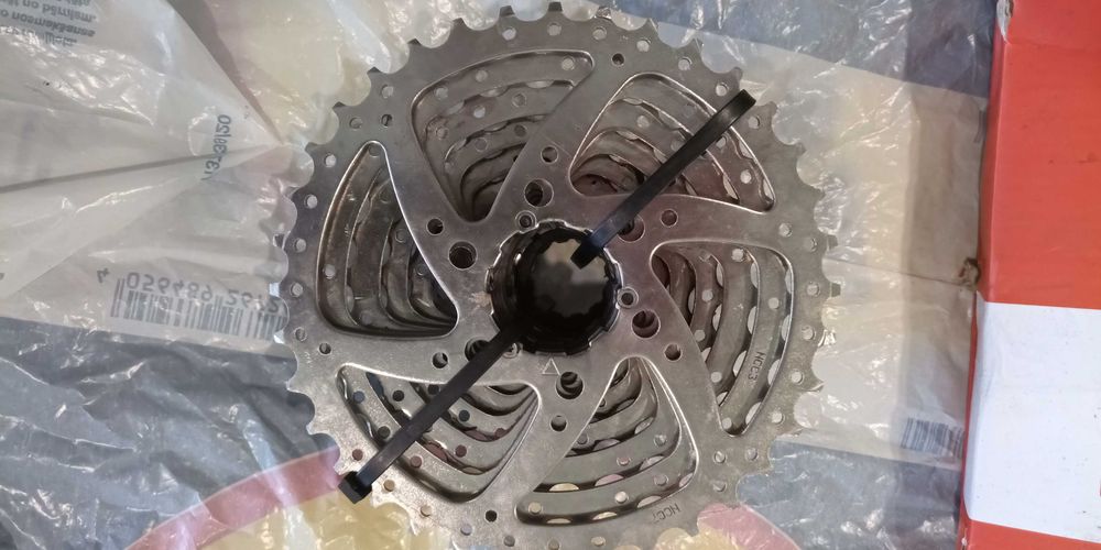 Венец-касета SUNRACE