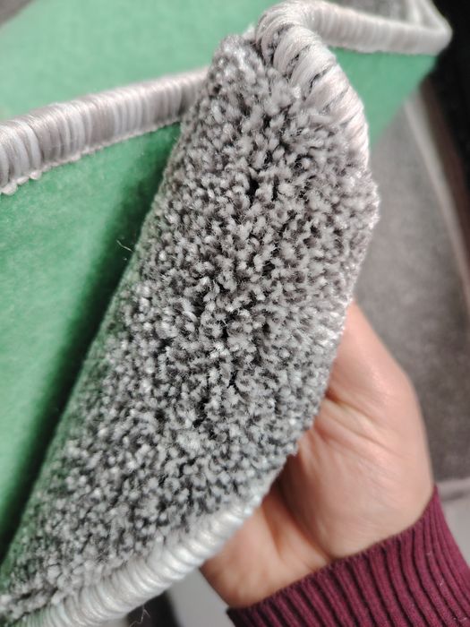 Yangi dizayn Gilamchalar sotiladi