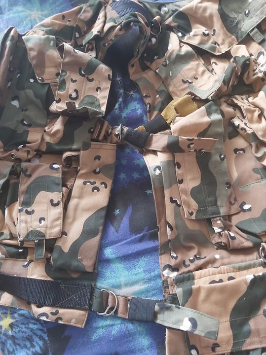 Продам мужскую желетку